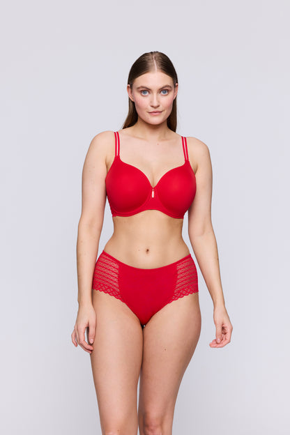 EAST END true red hotpants