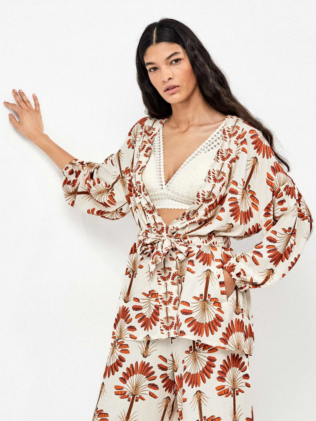 Kimono estampado palmeras