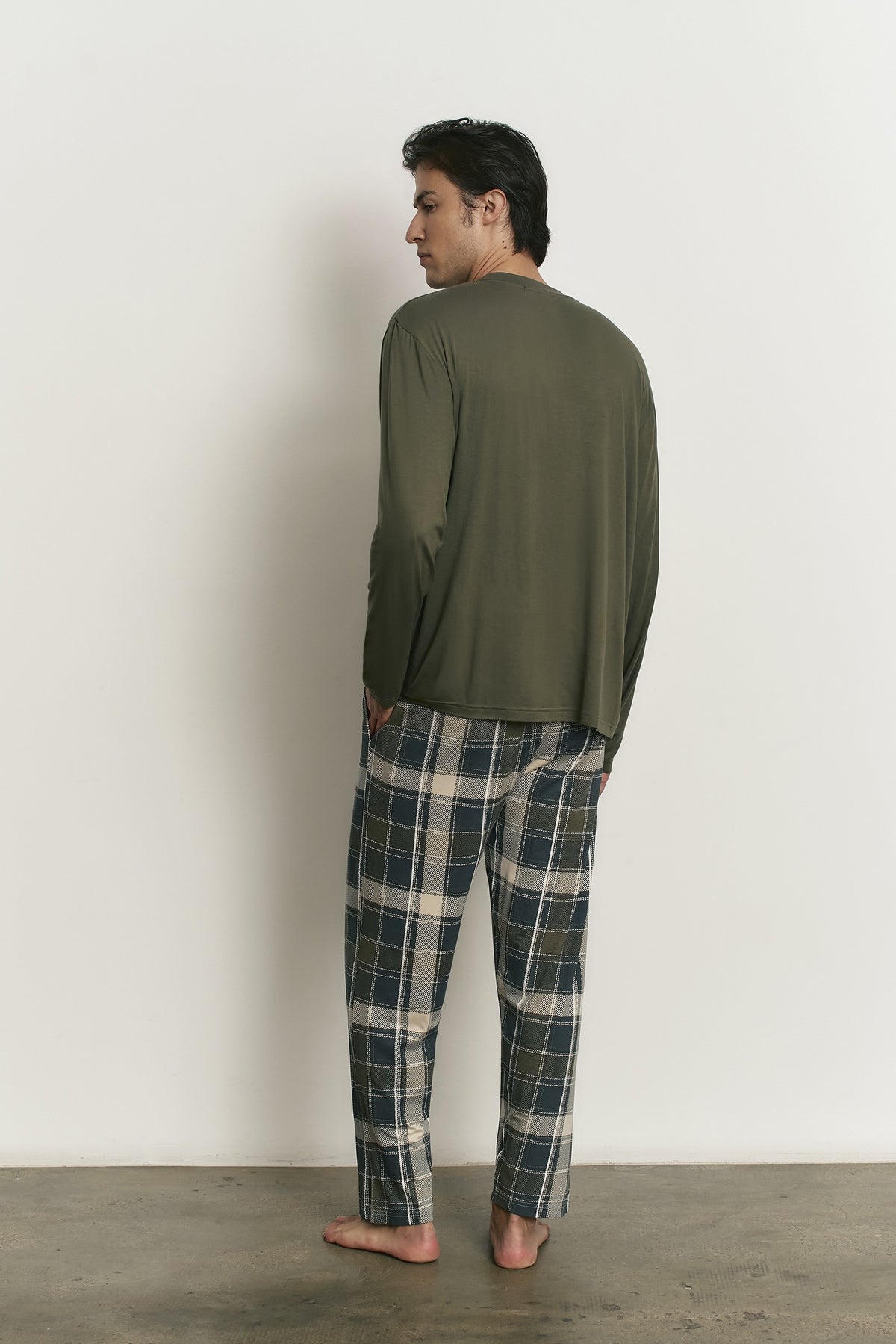 Pijama de hombre pantalón largo con camiseta manga larga viscosa