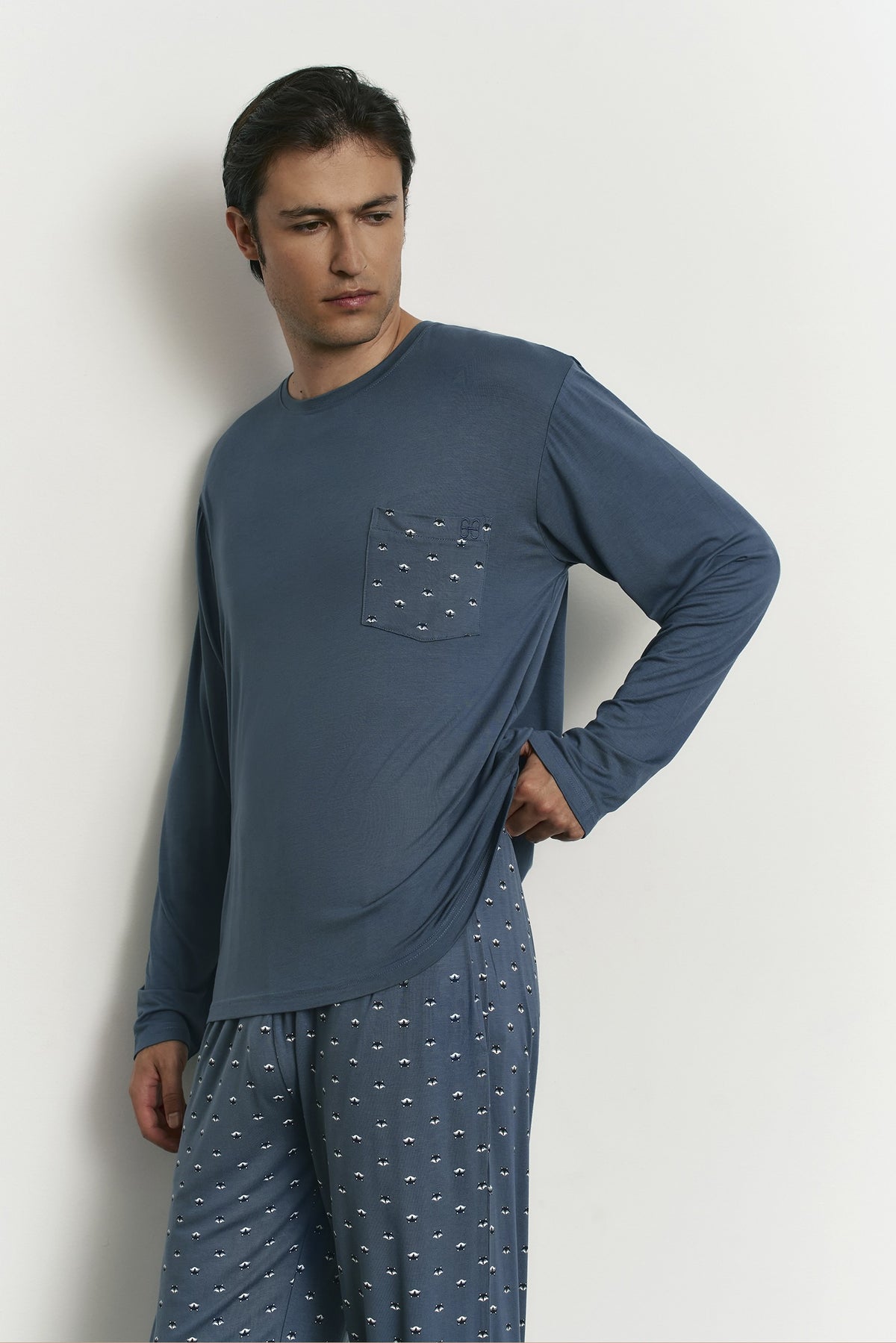 Pijama de hombre pantalón largo puño con camiseta manga larga viscosa Fox